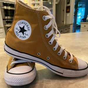 Burnt honey Converse All Star high tops yellow 8.5